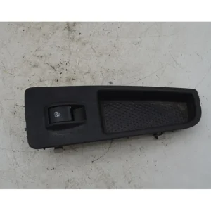 Pulsante alzacristallo anteriore DX Lancia Delta III Dal 2008 al 2015 Cod 735474939 Acquista Ora