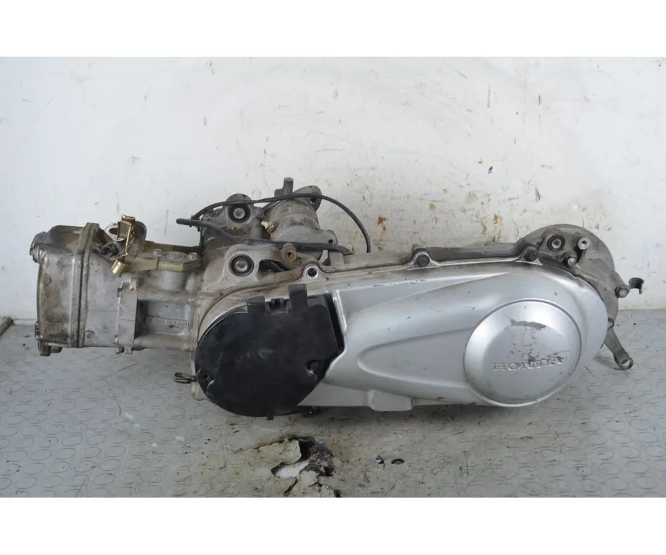 Ultimissimo Modello Blocco motore Honda SH 150 Dal 2001 al 2004 Cod motore H1-KF03E