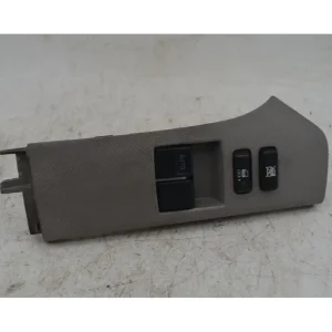 Compra Oggi Stesso Pulsantiera alzacristalli anteriore SX Toyota Yaris Dal 2005 al 2011 Cod 832-4K65