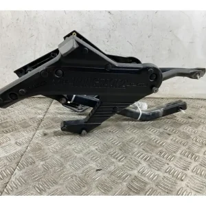 Ultimissimo Modello Staffe Supporto Portapacchi GIVI Honda VFR 750 F Dal 1990 al 1997