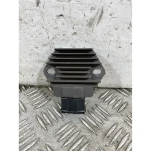 Regolatore Di Tensione Honda VFR 750 F Dal 1990 al 1997 COD 434400300 Offerta Lampo