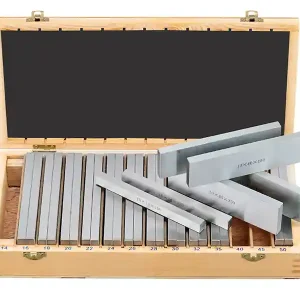 Affare Set 28 parallele Fervi P014 in acciaio temprato e rettificato