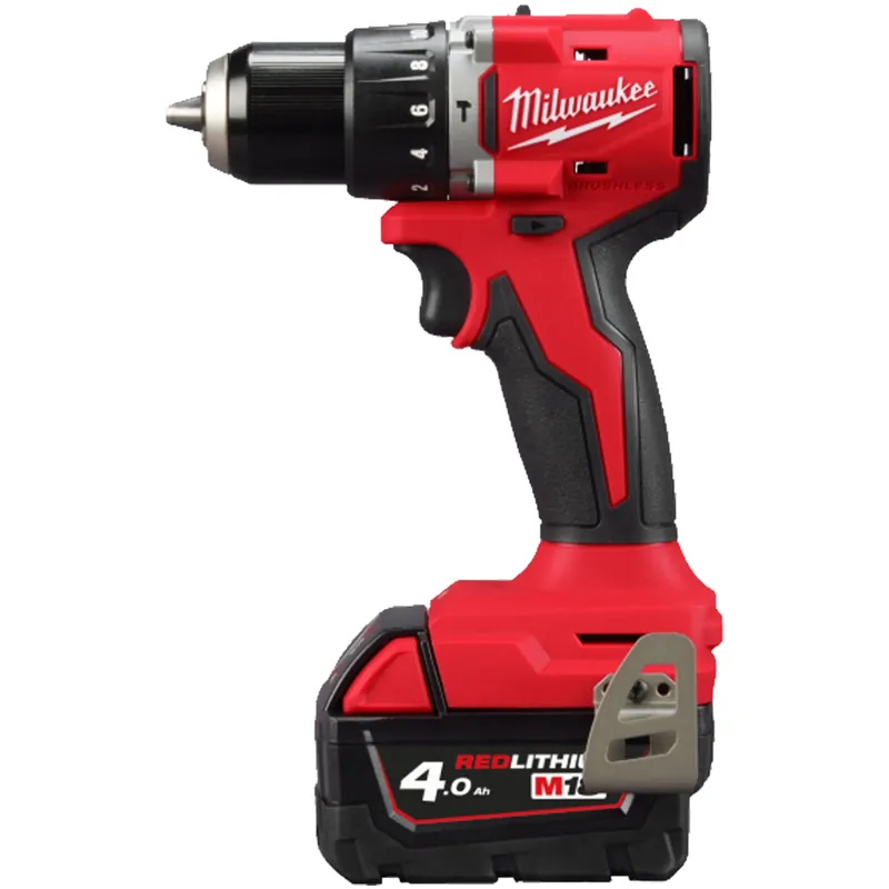 Trapano Avvitatore con Percussione Compatto a Batteria 18V MILWAUKEE con 2 Velocità, Motore Brushless Coppia 60Nm Mandrino 13mm modello M18 BLPDRC-402C Occasione Imperdibile