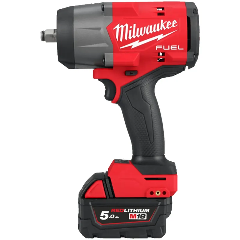 Avvitatore ad Impulsi ½″ Quadro a Batteria 18V MILWAUKEE Coppia Avvitatura 1491Nm Svitatura 2034Nm Massa Battente 0-2400 Colpi modello M18 FHIW2F12-502X Affare