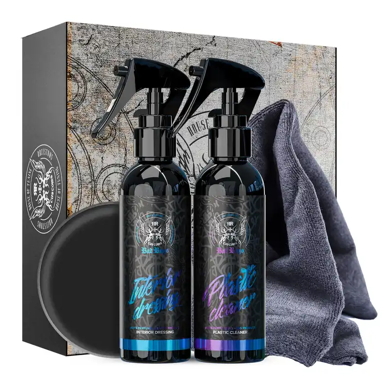 Kit per la pulizia e la protezione delle superfici in plastica interne 2 × 150 ml BadBoys Professionale