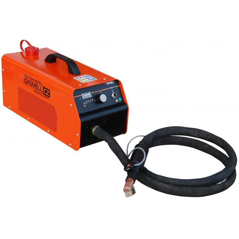 Subito Disponibile Riscaldatore a induzione portatile per officina con raffreddamento ad acqua 3.7kW - 4.5kWA